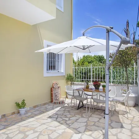 Lägenhet Domus Lux By Konnect Corfu (city)