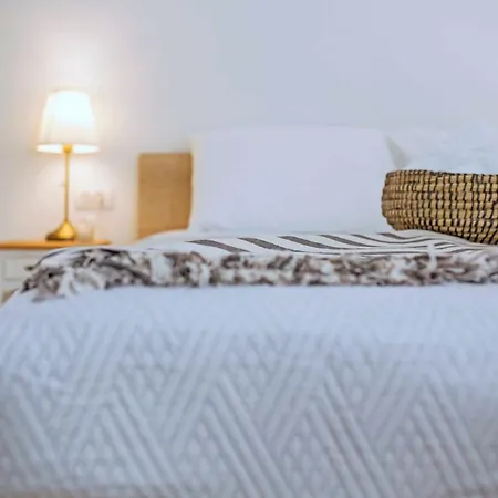 Domus Lux By Konnect *