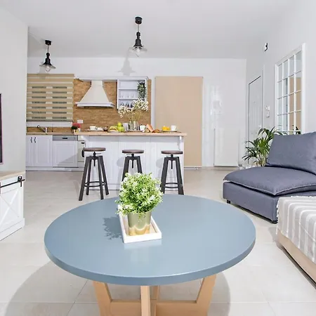 Domus Lux By Konnect