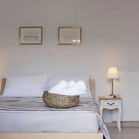 Domus Lux By Konnect *